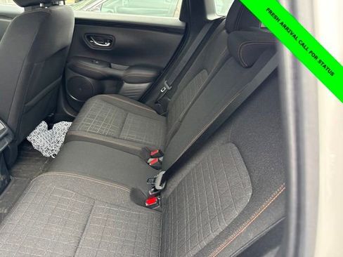 Used 2024 Honda HR-V Sport image 10