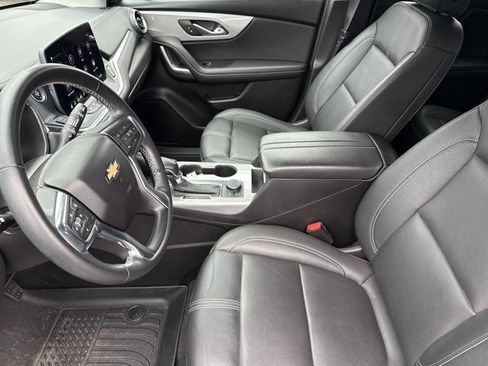 Used 2024 Chevrolet Blazer LT image 11