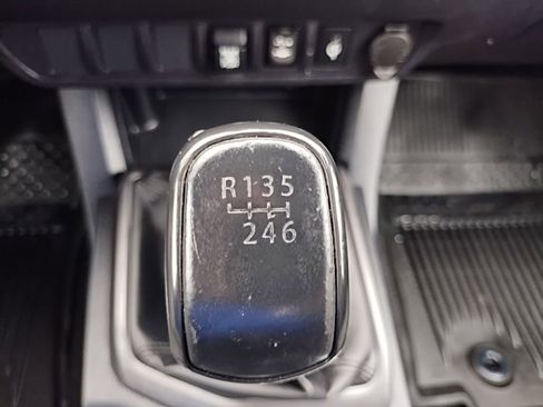 Used 2019 Toyota Tacoma TRD Off-Road AWD/4WD image 20