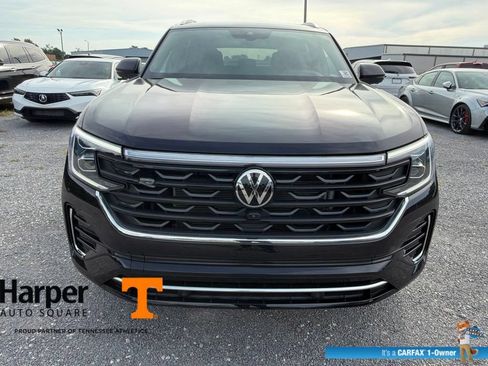 Used 2025 Volkswagen Atlas Cross Sport SEL Premium R-Line AWD/4WD image 8
