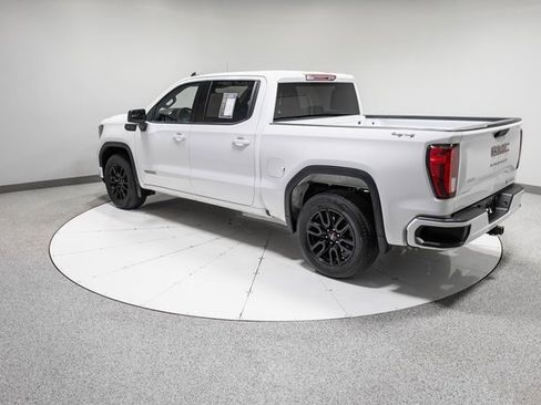 Used 2024 GMC Sierra 1500 Elevation image 30