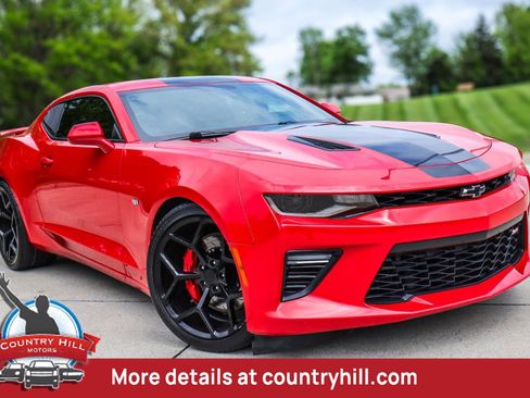 Used 2016 Chevrolet Camaro SS RWD image 1