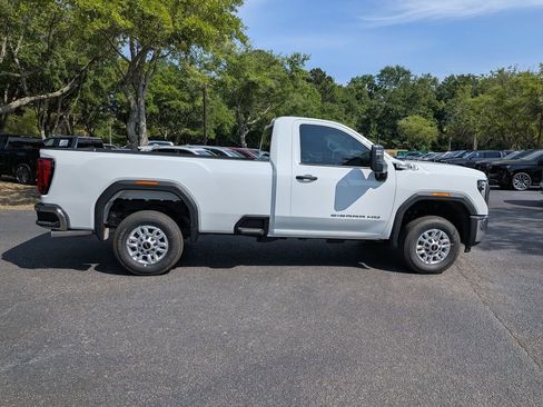 New 2026 GMC Sierra 2500 Pro RWD image 3