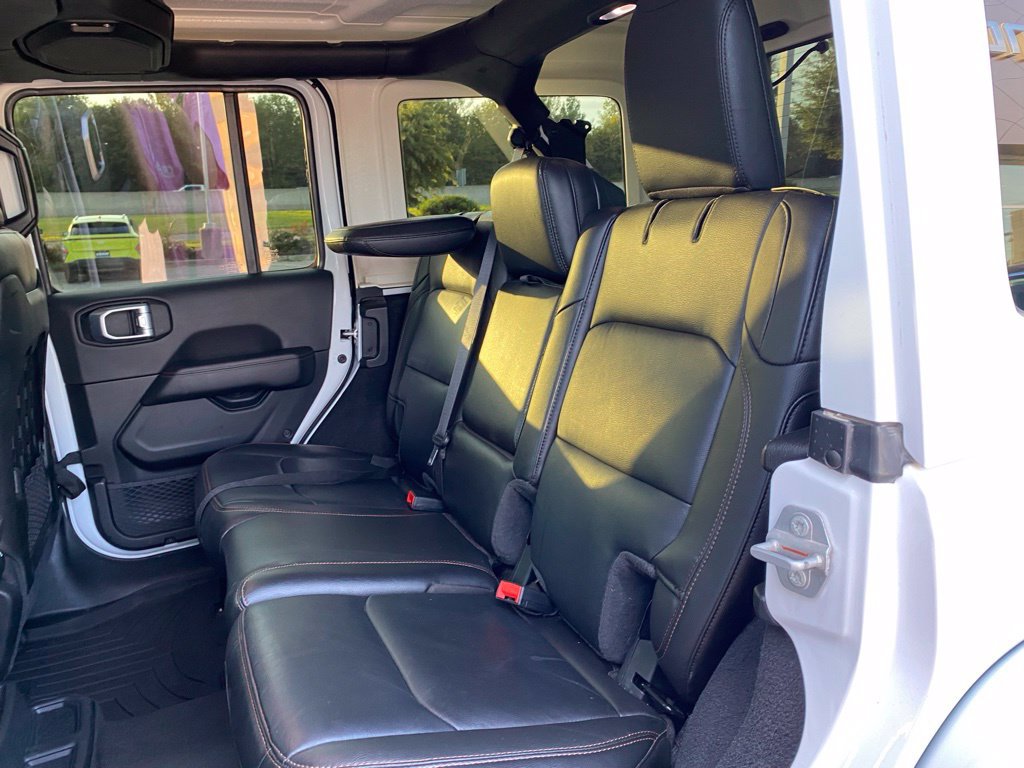 Used 2023 Jeep Wrangler Unlimited Rubicon 392 w/ Xtreme Recon 35" Tire Package AWD/4WD image 27