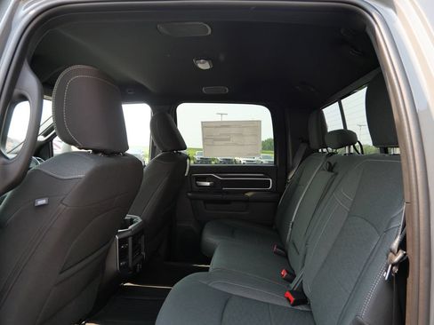 New 2026 RAM 2500 Big Horn AWD/4WD image 6