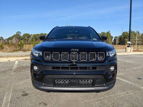 New 2026 Jeep Compass Latitude image 14