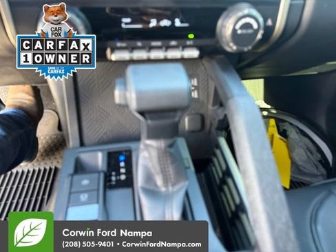 Used 2025 Toyota Tacoma SR AWD/4WD image 14