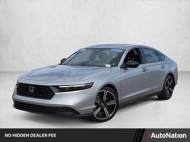 Used 2025 Honda Accord Sport image 1