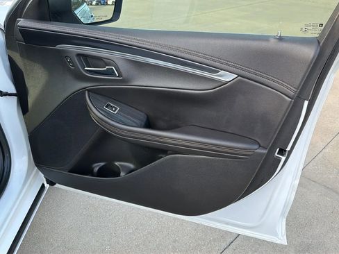 Used 2020 Chevrolet Impala LT FWD image 63