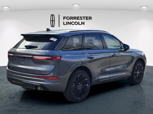 New 2025 Lincoln Corsair Reserve w/ Jet Appearance Package image 3