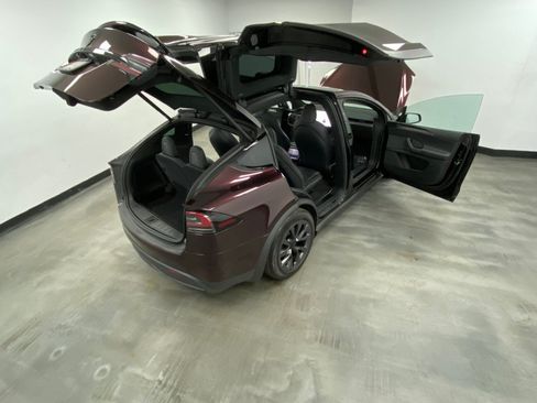 Used 2023 Tesla Model X AWD/4WD image 48