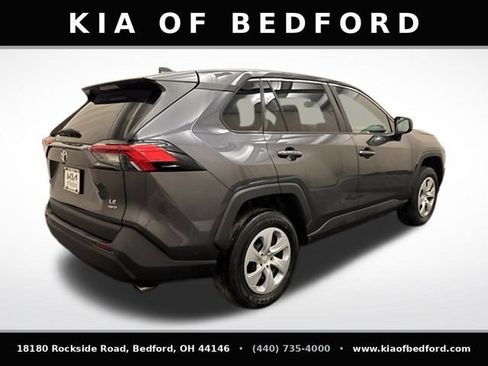 Used 2023 Toyota RAV4 LE AWD/4WD image 6