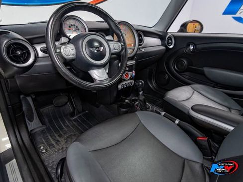 Used 2009 MINI Cooper Clubman Hardtop image 14