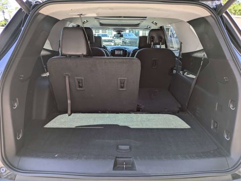 Used 2018 Chevrolet Traverse LT FWD image 6