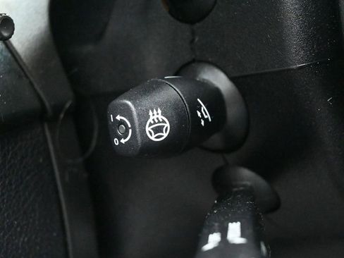 Used 2017 Mercedes-Benz GLS 550 4MATIC image 25