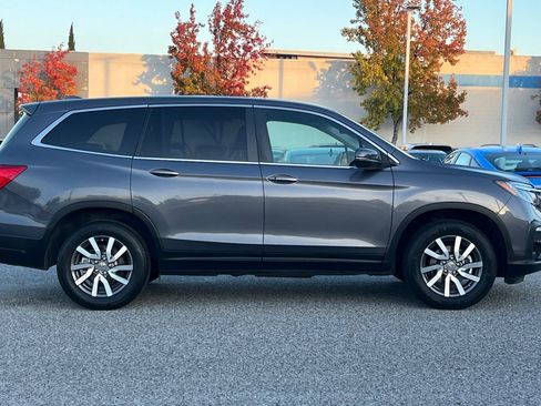 Used 2021 Honda Pilot EX image 7