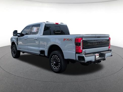 Used 2026 Ford F250 Platinum AWD/4WD image 3