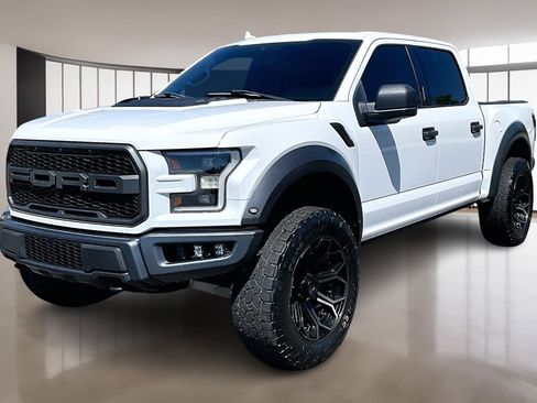 Used 2019 Ford F150 Raptor w/ Equipment Group 801A Mid AWD/4WD image 3