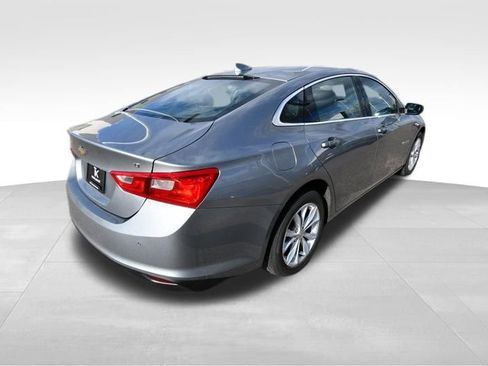 Used 2025 Chevrolet Malibu LT FWD image 7