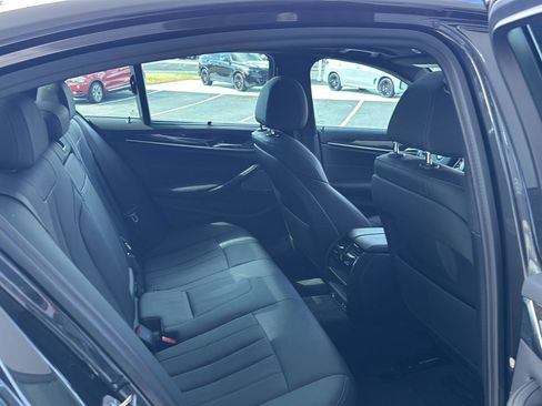 Used 2021 BMW 540i w/ M Sport Package image 12