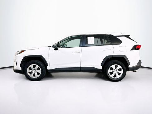 Used 2024 Toyota RAV4 LE image 4