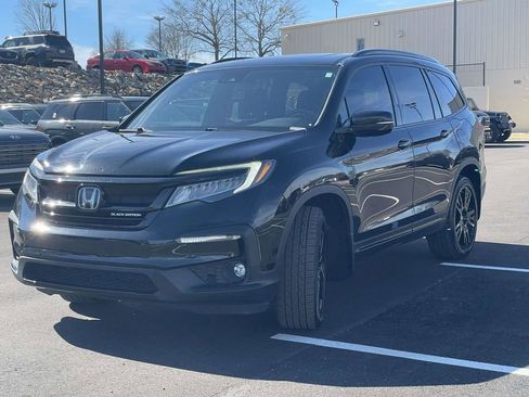 Used 2021 Honda Pilot Black Edition image 6