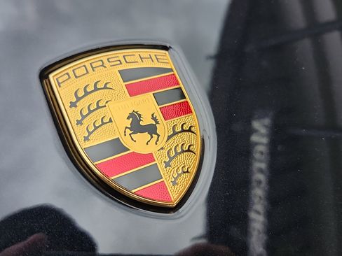 Certified 2024 Porsche 911 Carrera S image 32