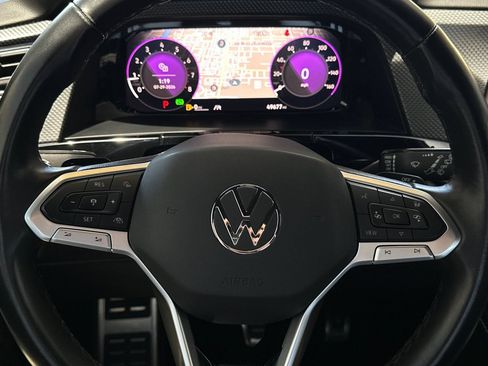 Used 2024 Volkswagen Atlas Cross Sport SEL R-Line AWD/4WD image 24