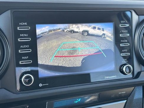 Used 2023 Toyota Tacoma SR image 4