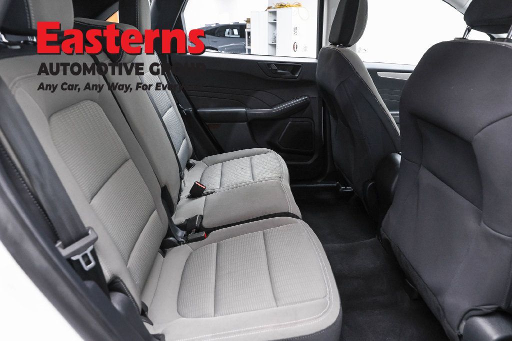 Used 2022 Ford Escape S AWD/4WD image 25