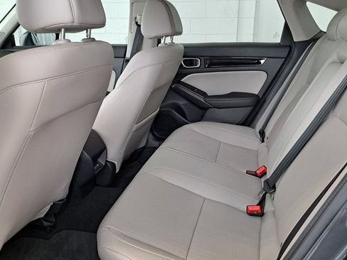Used 2024 Honda Civic Touring image 25