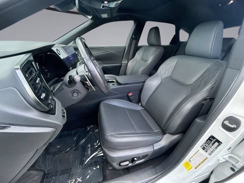 Used 2025 Lexus RX 350 Premium w/ Accessory Package (Z1) FWD image 28