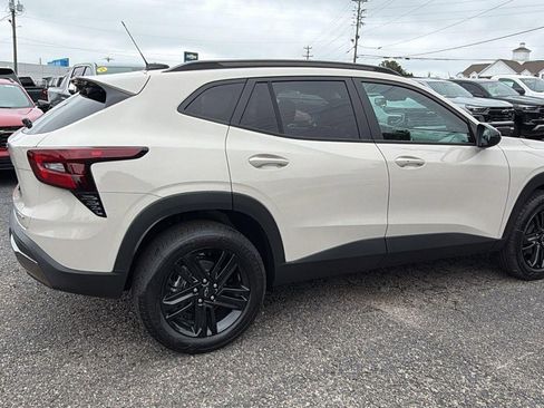 New 2026 Chevrolet Trax ACTIV FWD image 5