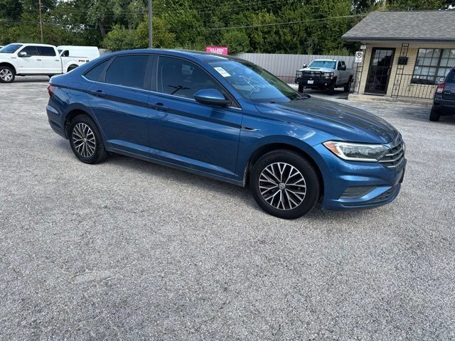 Used 2019 Volkswagen Jetta SEL FWD image 3