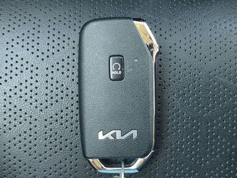 Certified 2023 Kia Sorento S w/ Panoramic Sunroof Package FWD image 35
