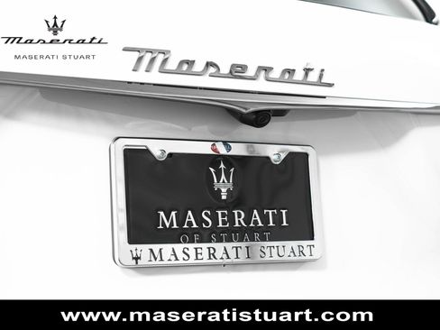 New 2024 Maserati Levante GT Ultima AWD/4WD image 15