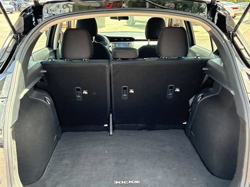 Used 2024 Nissan Kicks SV FWD image 27