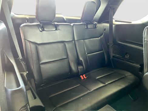 Used 2022 Ford Explorer ST-Line image 28