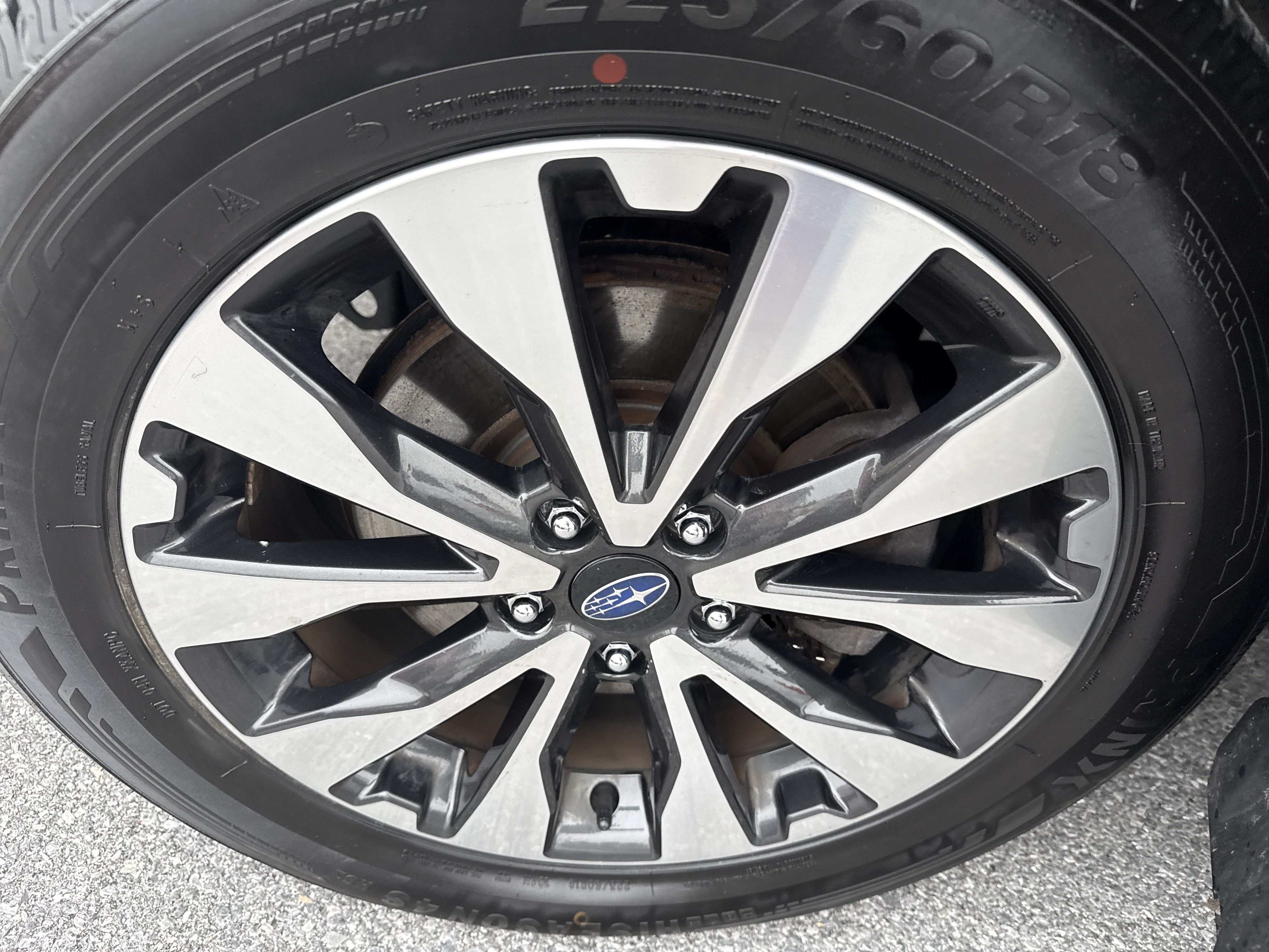 Used 2017 Subaru Outback 2.5i Limited AWD/4WD image 14