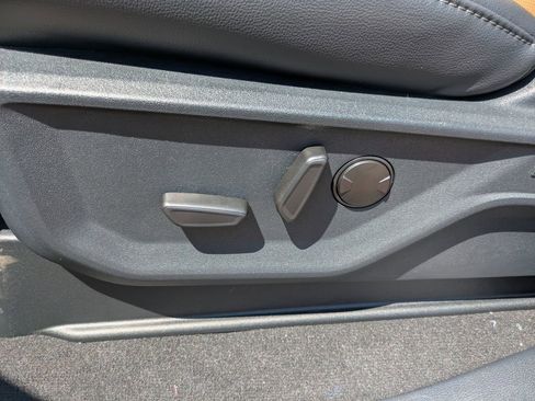 New 2026 Ford F250 Lariat w/ FX4 Off-Road Package image 9