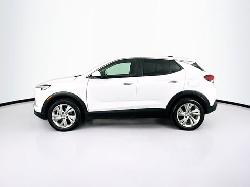 Used 2025 Buick Encore GX Preferred AWD/4WD image 4