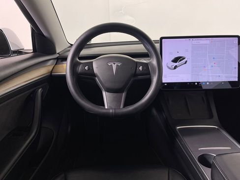 Used 2021 Tesla Model 3 Standard Range Plus RWD image 15