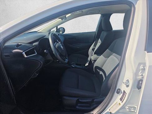 Used 2024 Toyota Corolla LE FWD image 15