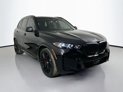 New 2026 BMW X5 xDrive40i w/ M Sport Package AWD/4WD image 4