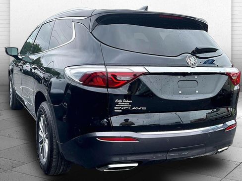 Used 2023 Buick Enclave Essence AWD/4WD image 11