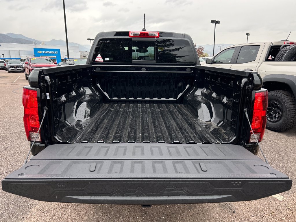 New 2026 Chevrolet Colorado Trail Boss w/ Off-Road Front Bumper Package AWD/4WD image 3