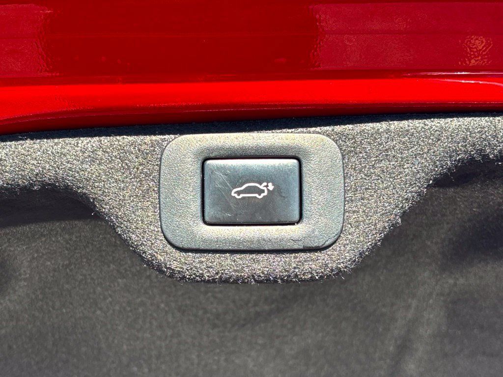 Used 2019 Lexus ES 300h w/ Accessory Package 2 FWD image 29
