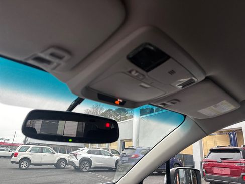 Used 2015 Subaru Outback 2.5i Premium image 27