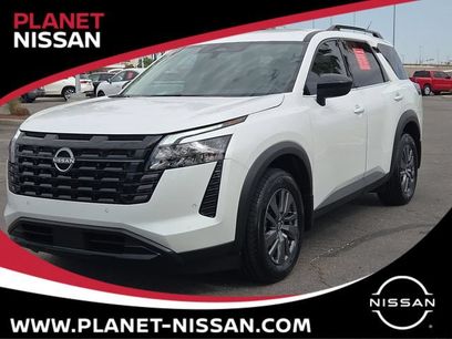 Certified 2026 Nissan Pathfinder SV