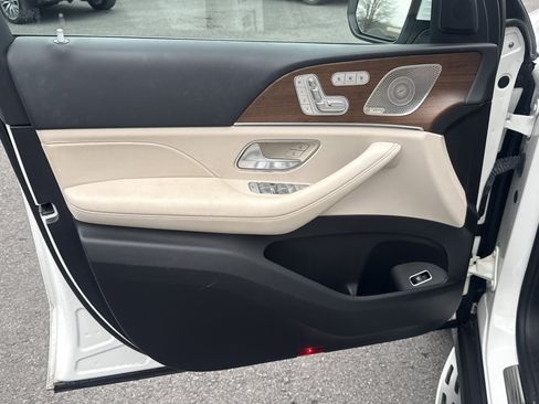 Used 2022 Mercedes-Benz GLE 450 4MATIC image 16